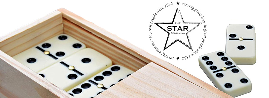 dominoes set